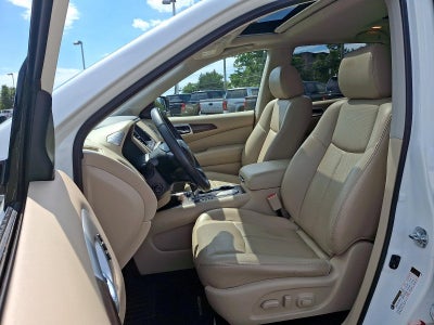 2018 Nissan Pathfinder FWD Platinum