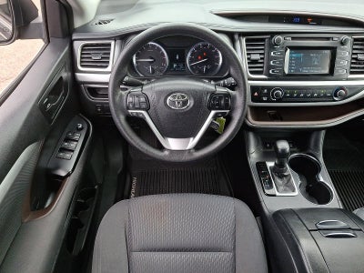 2016 Toyota Highlander AWD 4dr V6 LE (Natl)