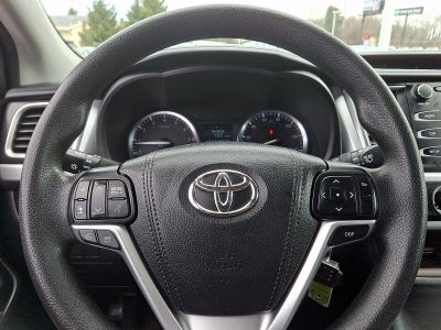 2016 Toyota Highlander AWD 4dr V6 LE (Natl)