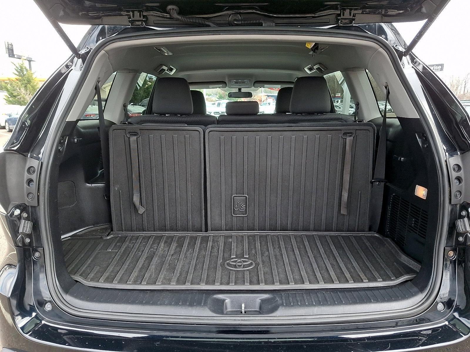 2016 Toyota Highlander AWD 4dr V6 LE (Natl)