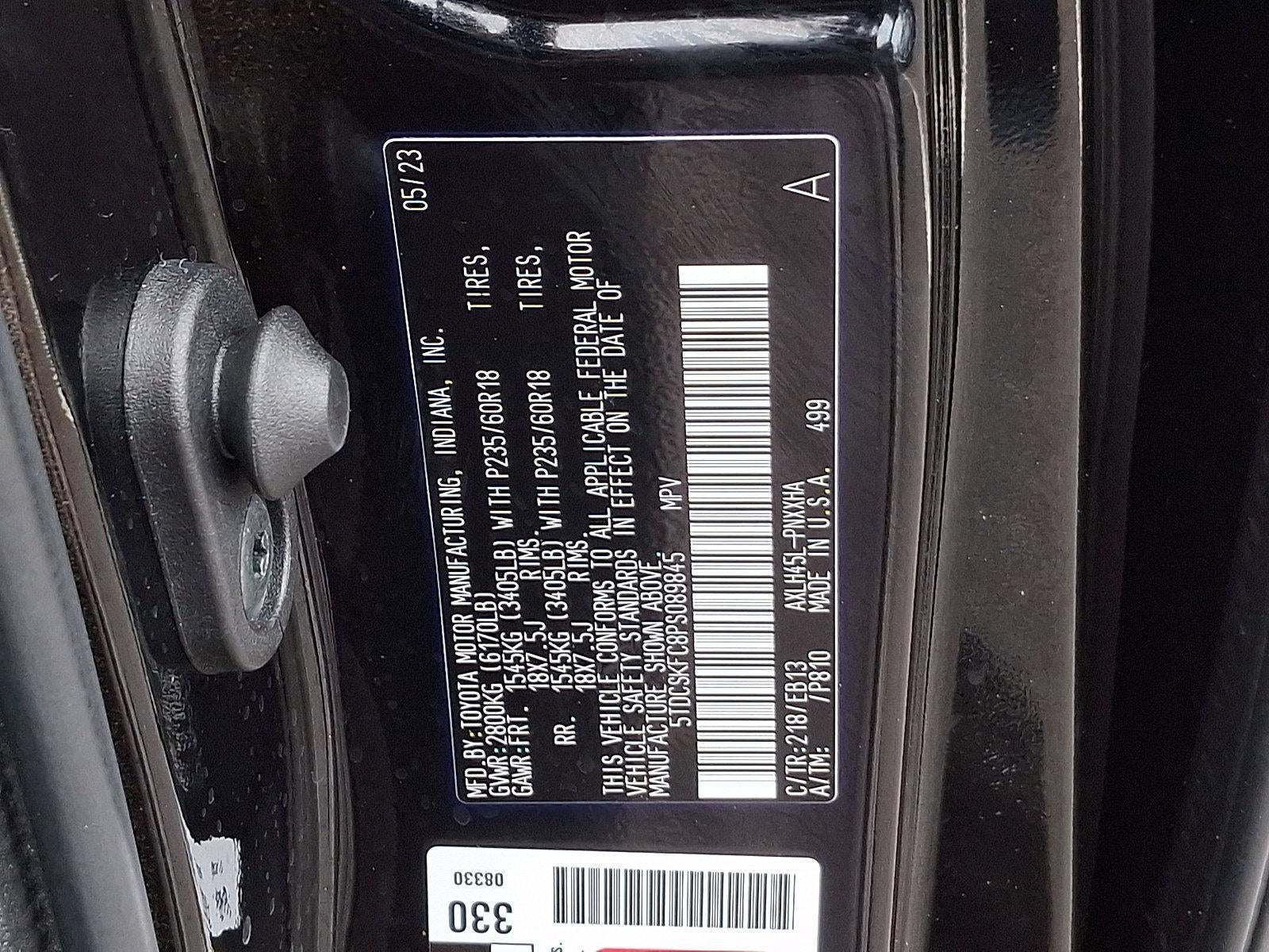 2023 Toyota Sienna Woodland Edition AWD 7-Passenger (Natl)