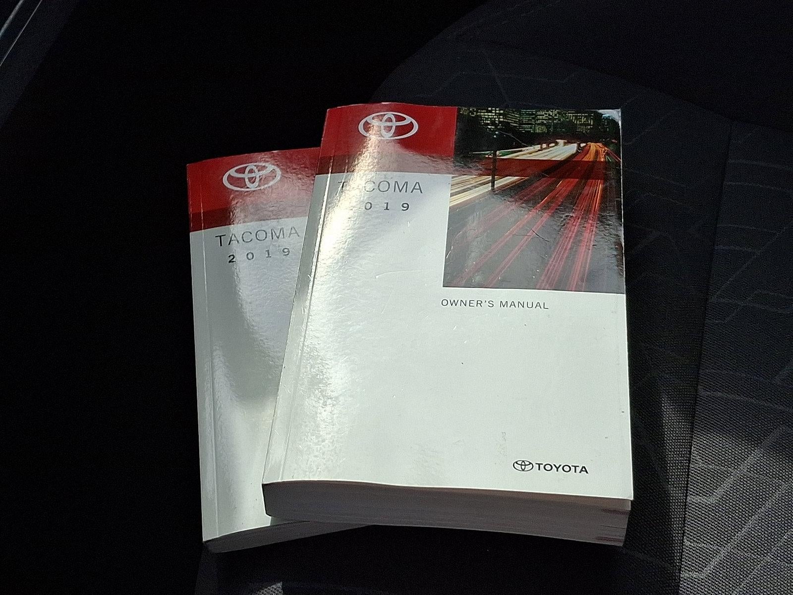 2019 Toyota Tacoma 4WD 4WD TRD Off Road Double Cab 5' Bed V6 AT (Natl)