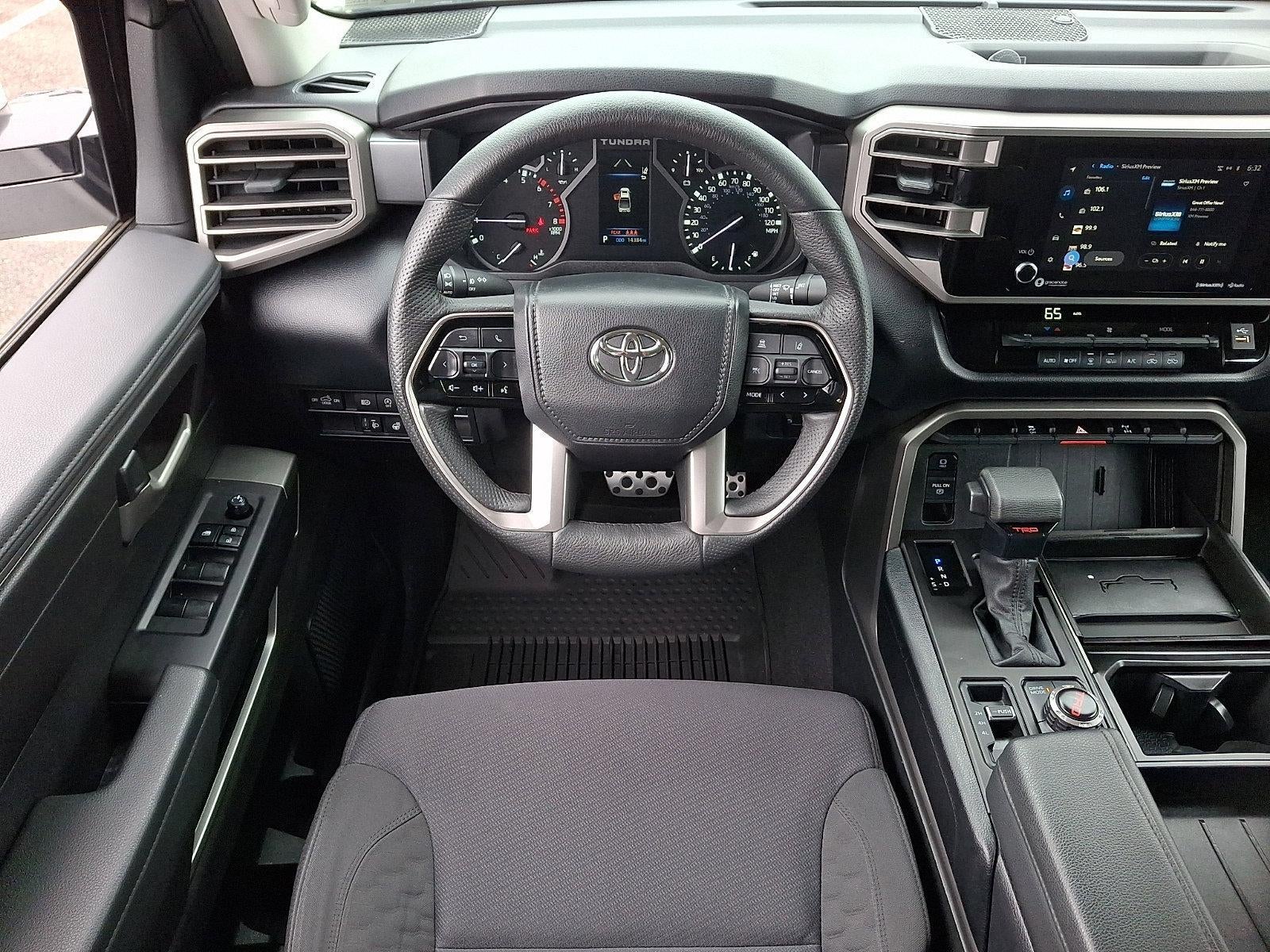 2022 Toyota Tundra 4WD 4WD SR5 CrewMax 5.5' Bed (Natl)