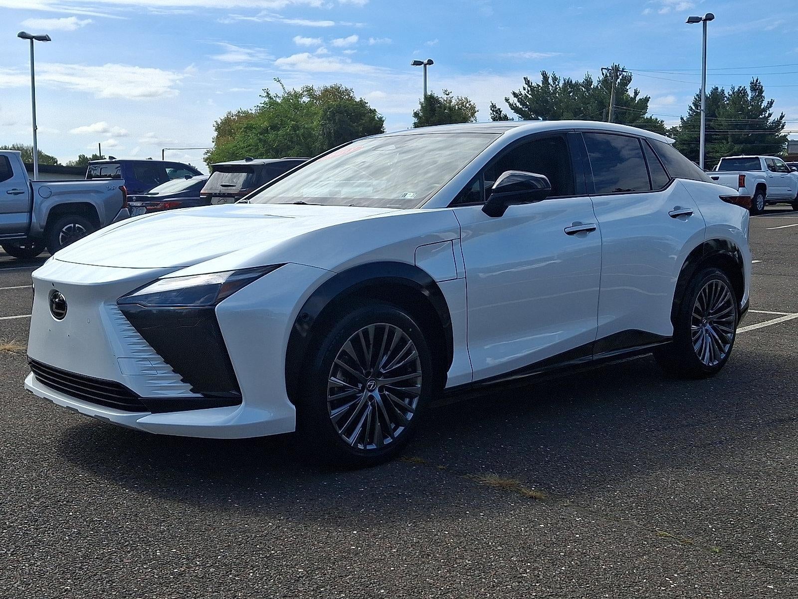 2023 Lexus RZ Luxury AWD