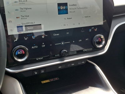 2023 Lexus RZ Luxury AWD