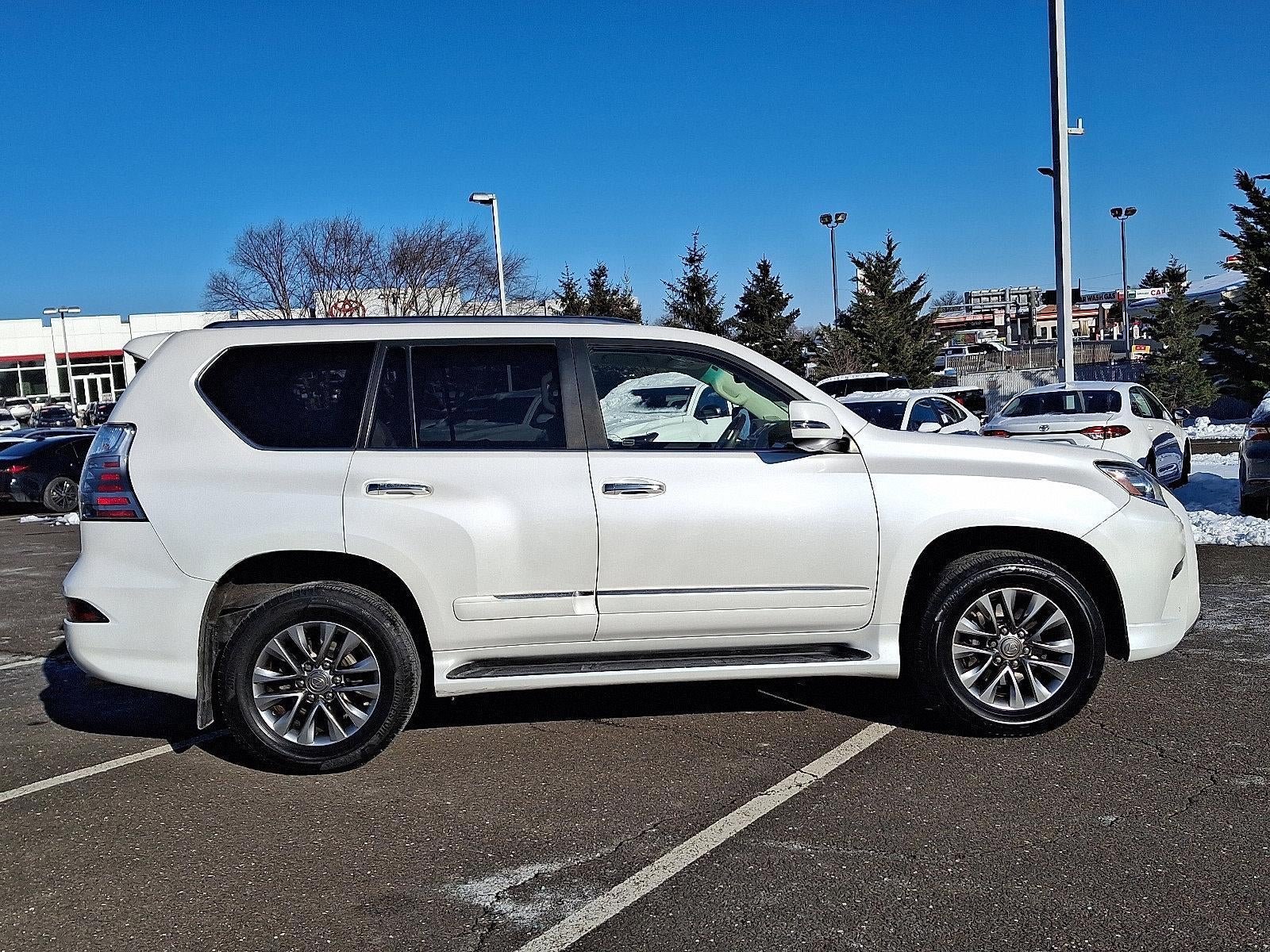 2014 Lexus GX 460 4WD 4dr Luxury