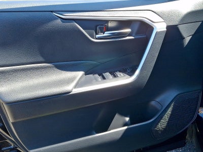 2025 Toyota RAV4 Hybrid SE AWD (Natl)