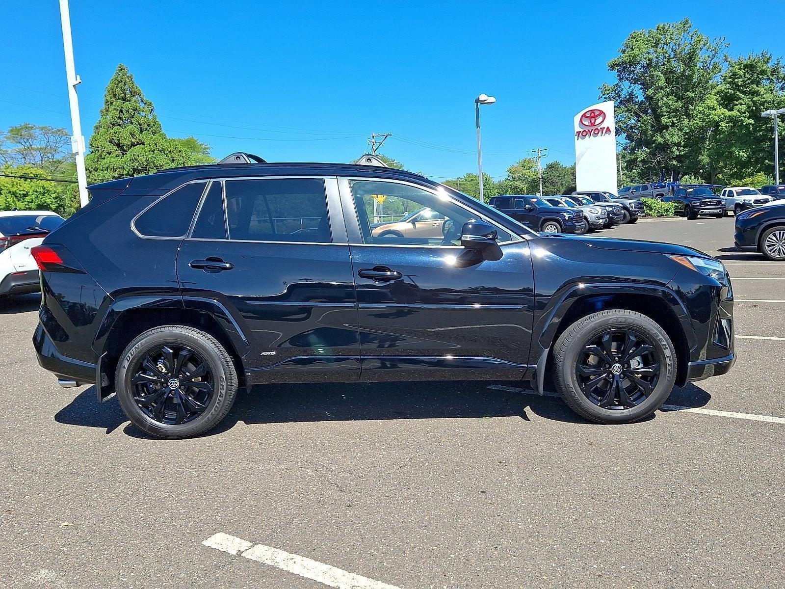 2025 Toyota RAV4 Hybrid SE AWD (Natl)
