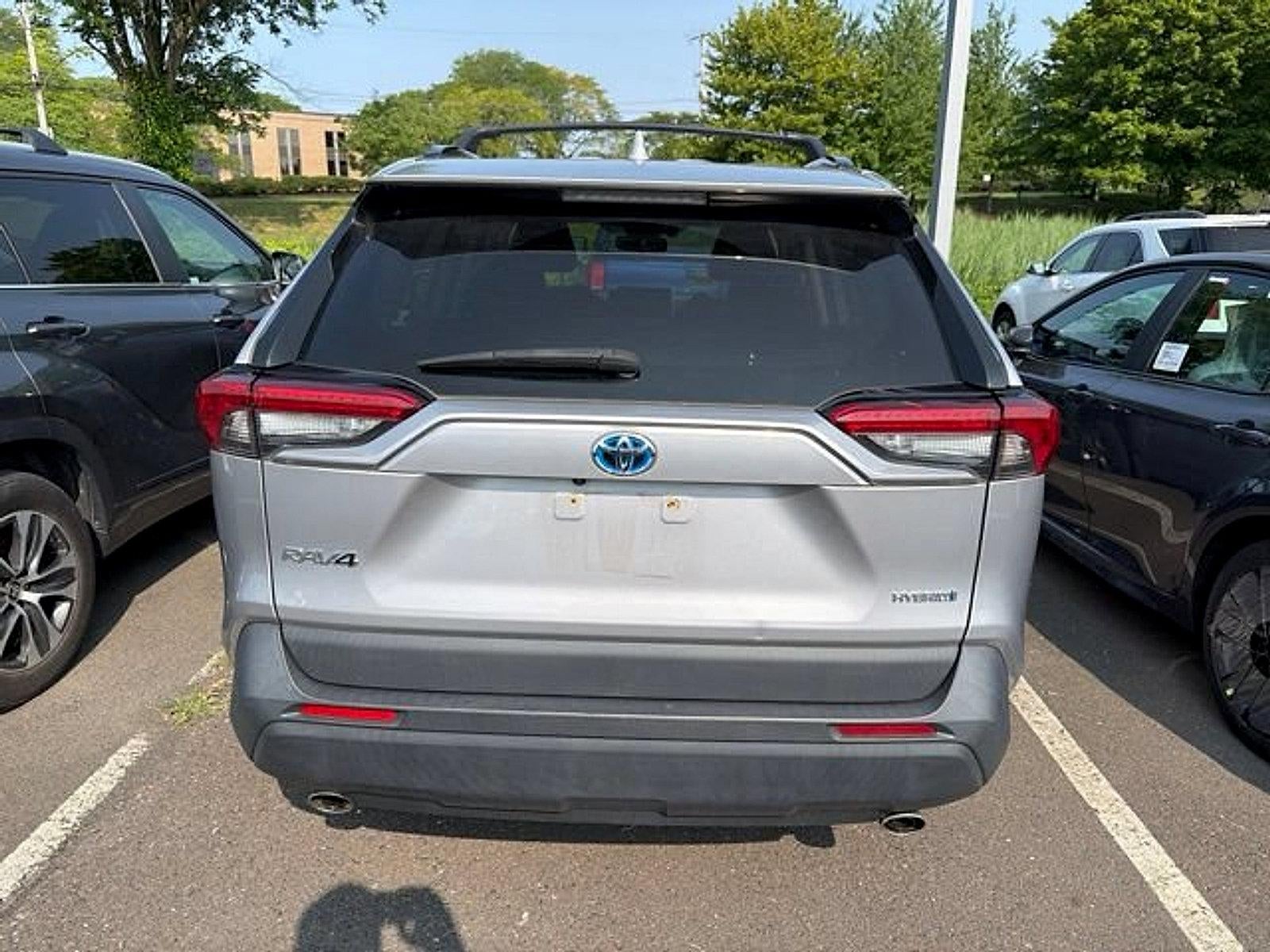 2023 Toyota RAV4 Hybrid XLE AWD (Natl)
