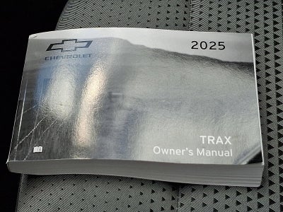 2025 Chevrolet Trax FWD 4dr LT