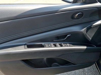 2025 Hyundai ELANTRA SEL Sport IVT