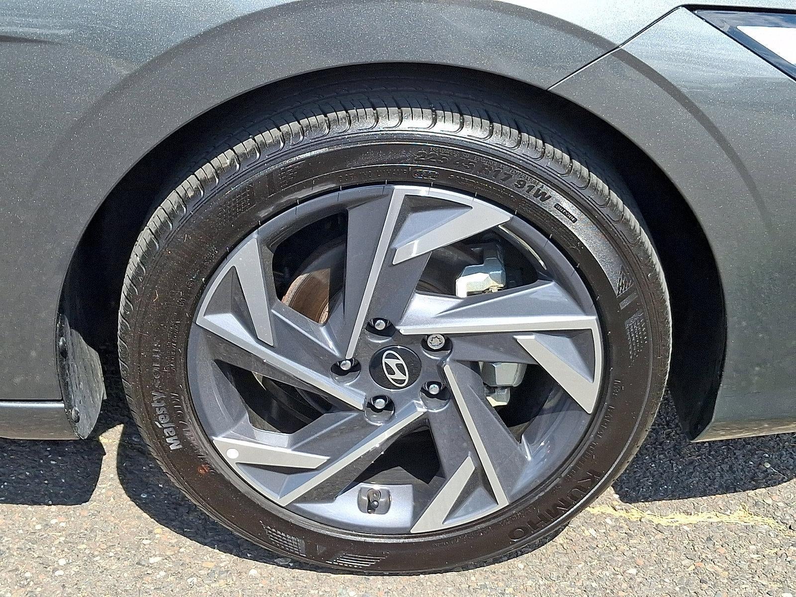 2025 Hyundai ELANTRA SEL Sport IVT