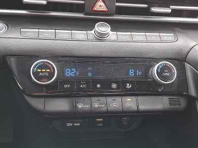 2024 Hyundai ELANTRA SEL IVT