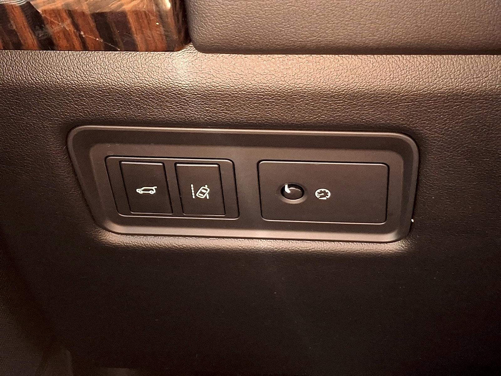 2017 Land Rover Range Rover V6 Supercharged SWB