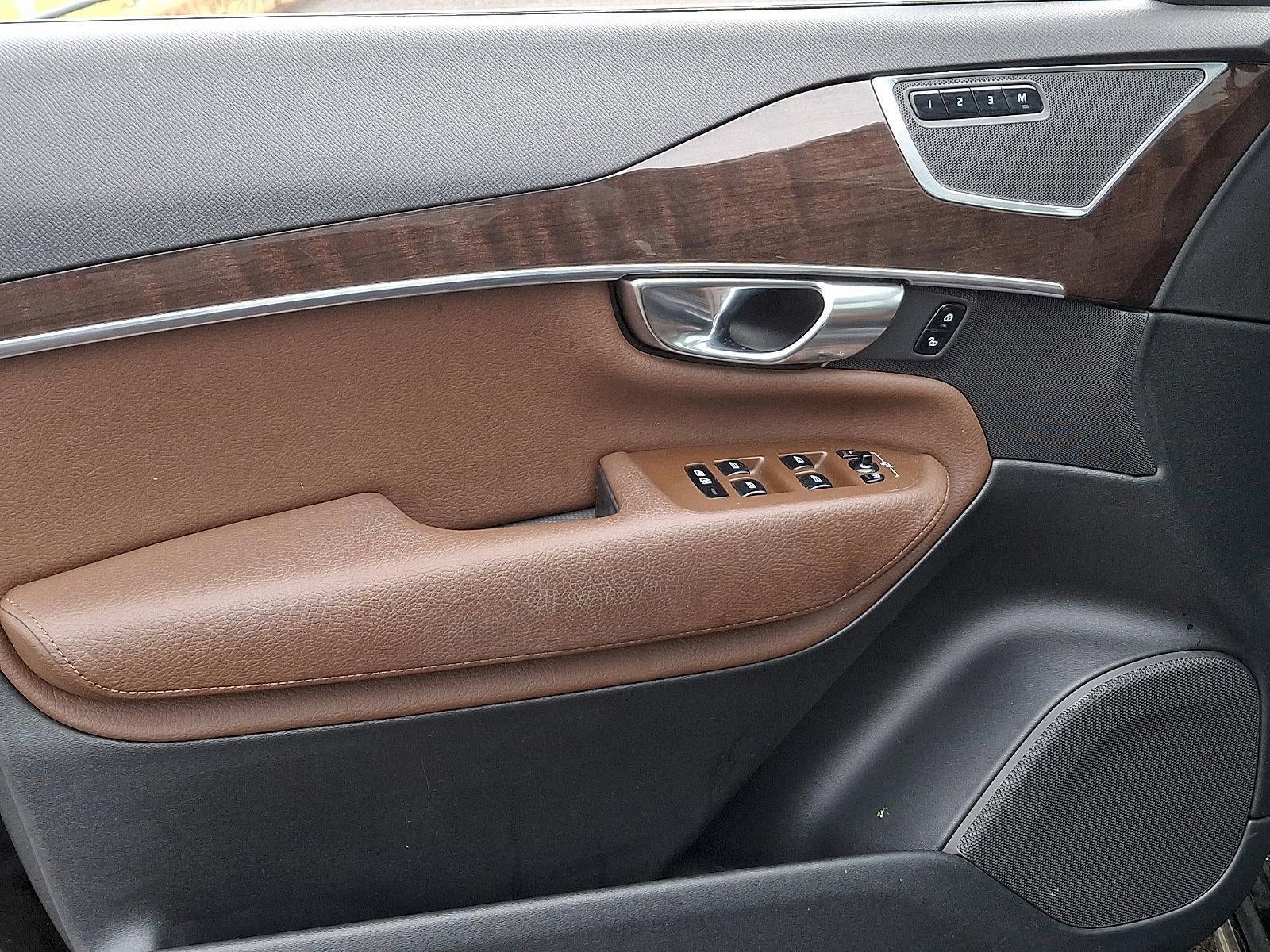 2019 Volvo XC90 T6 AWD Momentum