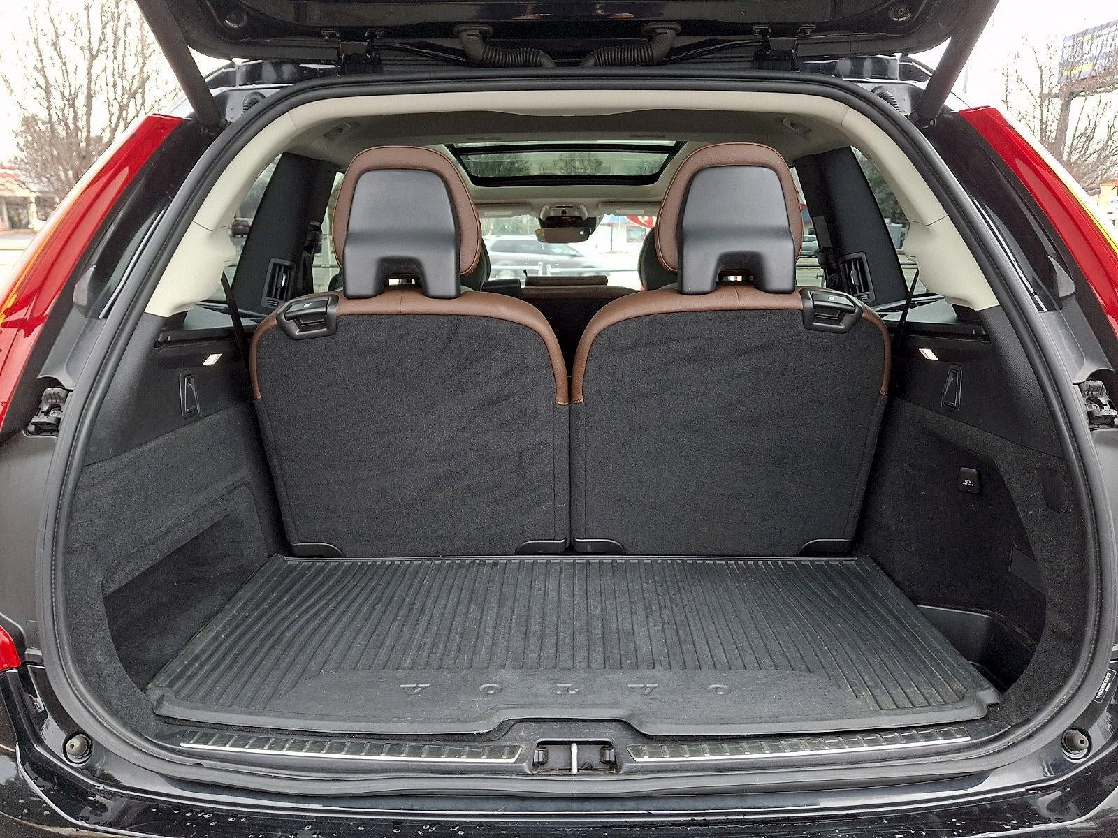 2019 Volvo XC90 T6 AWD Momentum