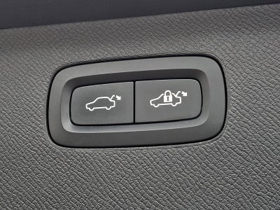 2019 Volvo XC90 T6 AWD Momentum