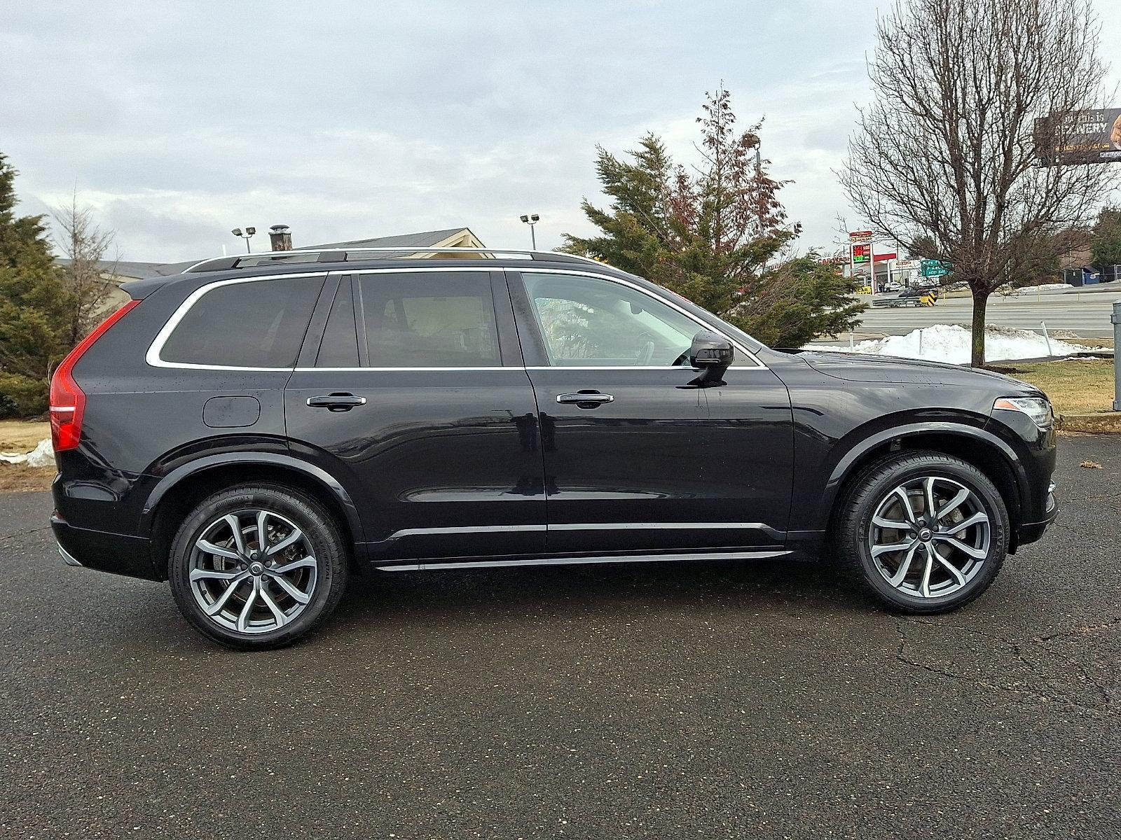 2019 Volvo XC90 T6 AWD Momentum