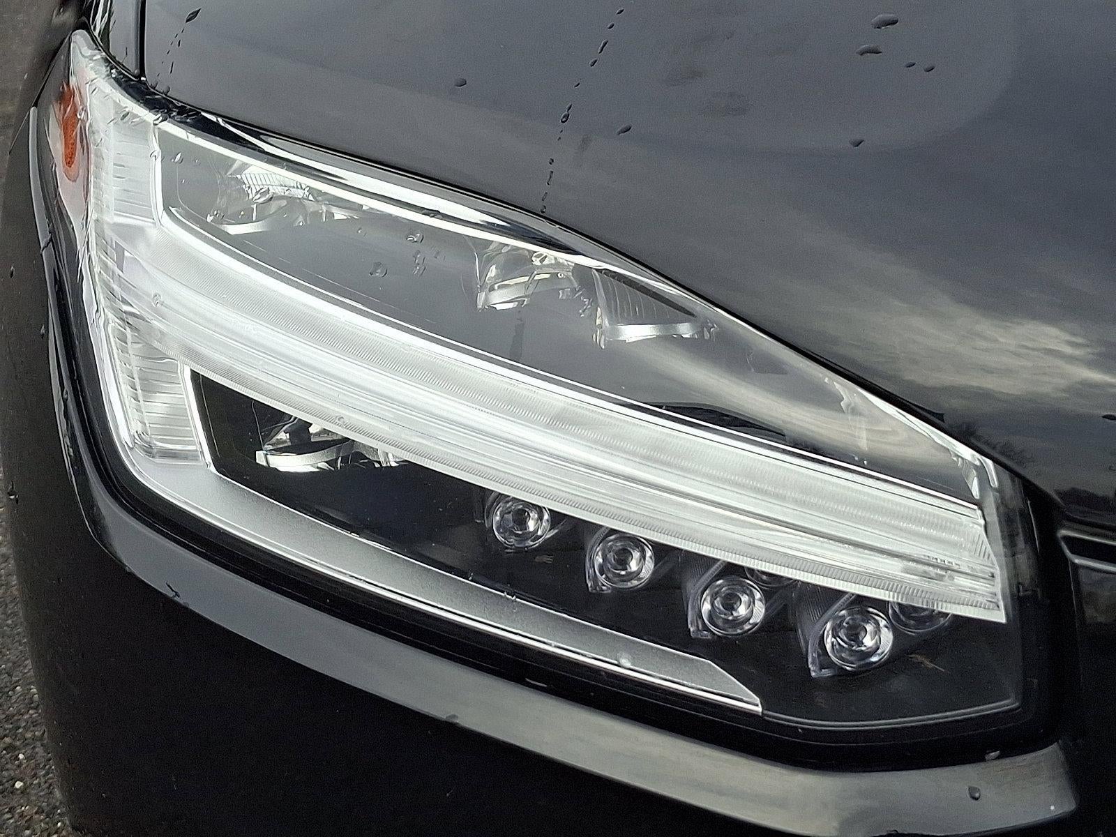 2019 Volvo XC90 T6 AWD Momentum