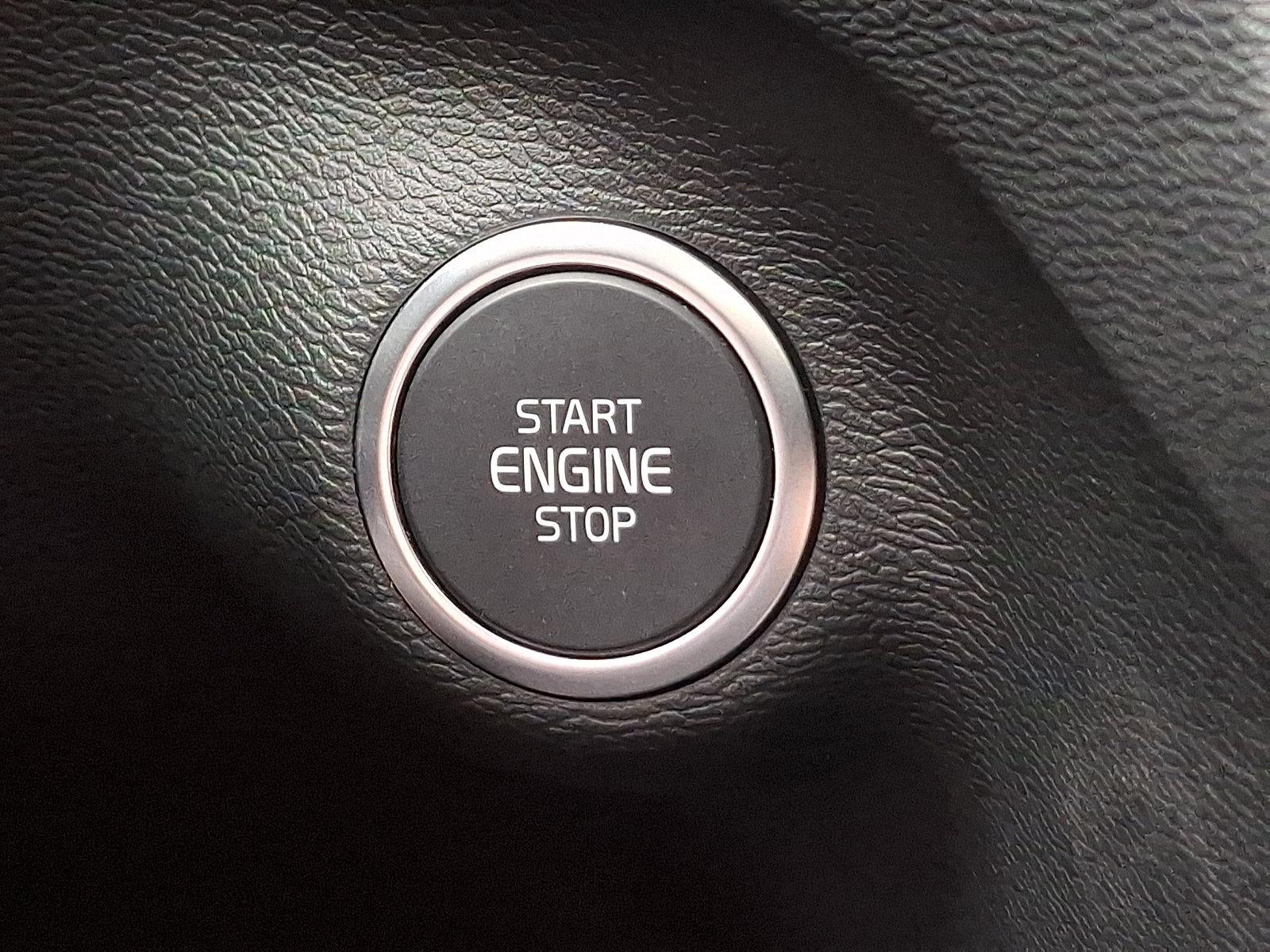 2026 Volvo XC40 B5 AWD Plus