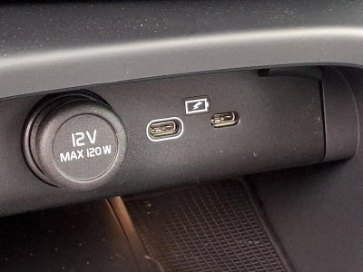 2026 Volvo XC40 B5 AWD Plus