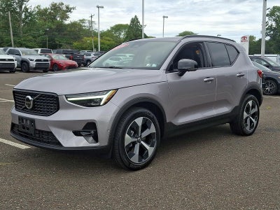 2026 Volvo XC40 B5 AWD Plus