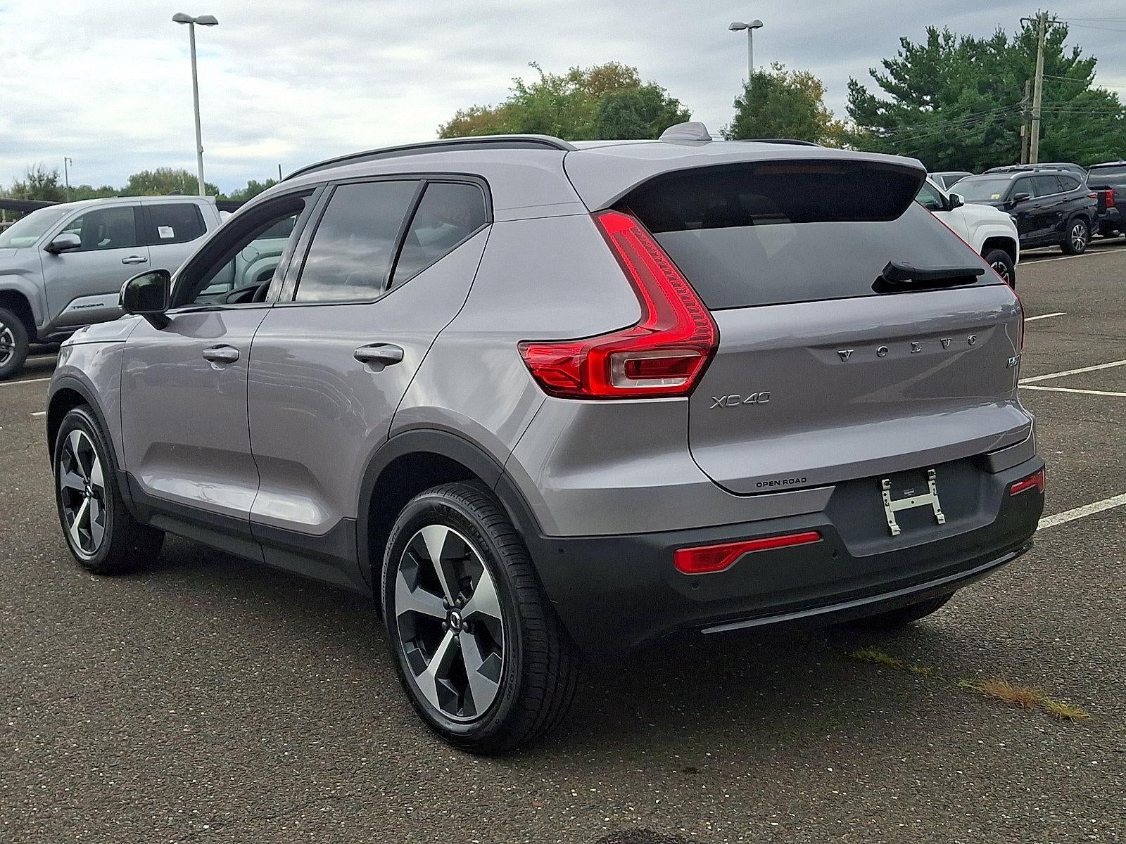 2026 Volvo XC40 B5 AWD Plus