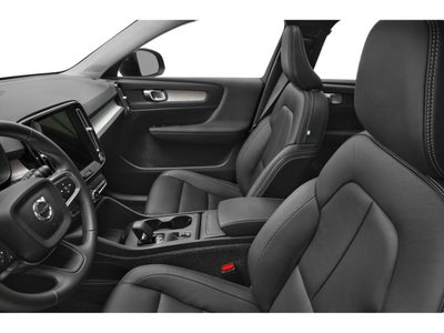 2026 Volvo XC40 B5 AWD Plus