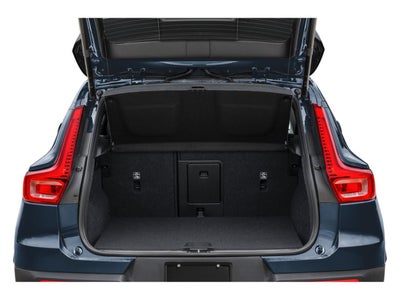 2026 Volvo XC40 B5 AWD Plus