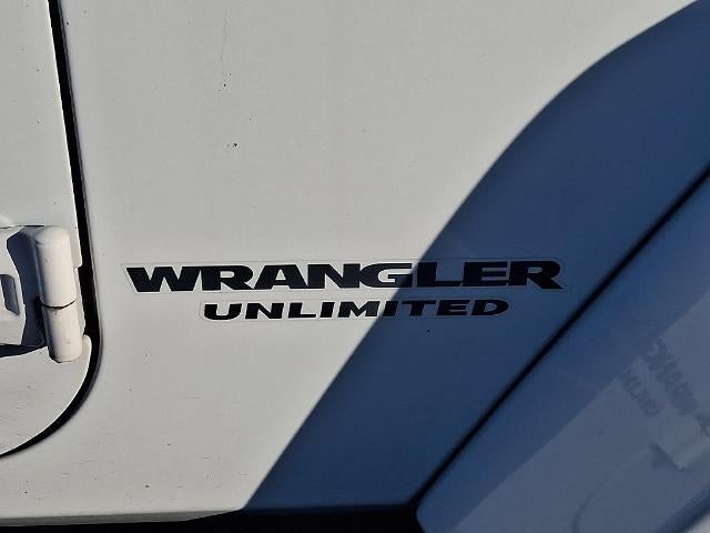 2017 Jeep Wrangler Unlimited Sahara 4x4