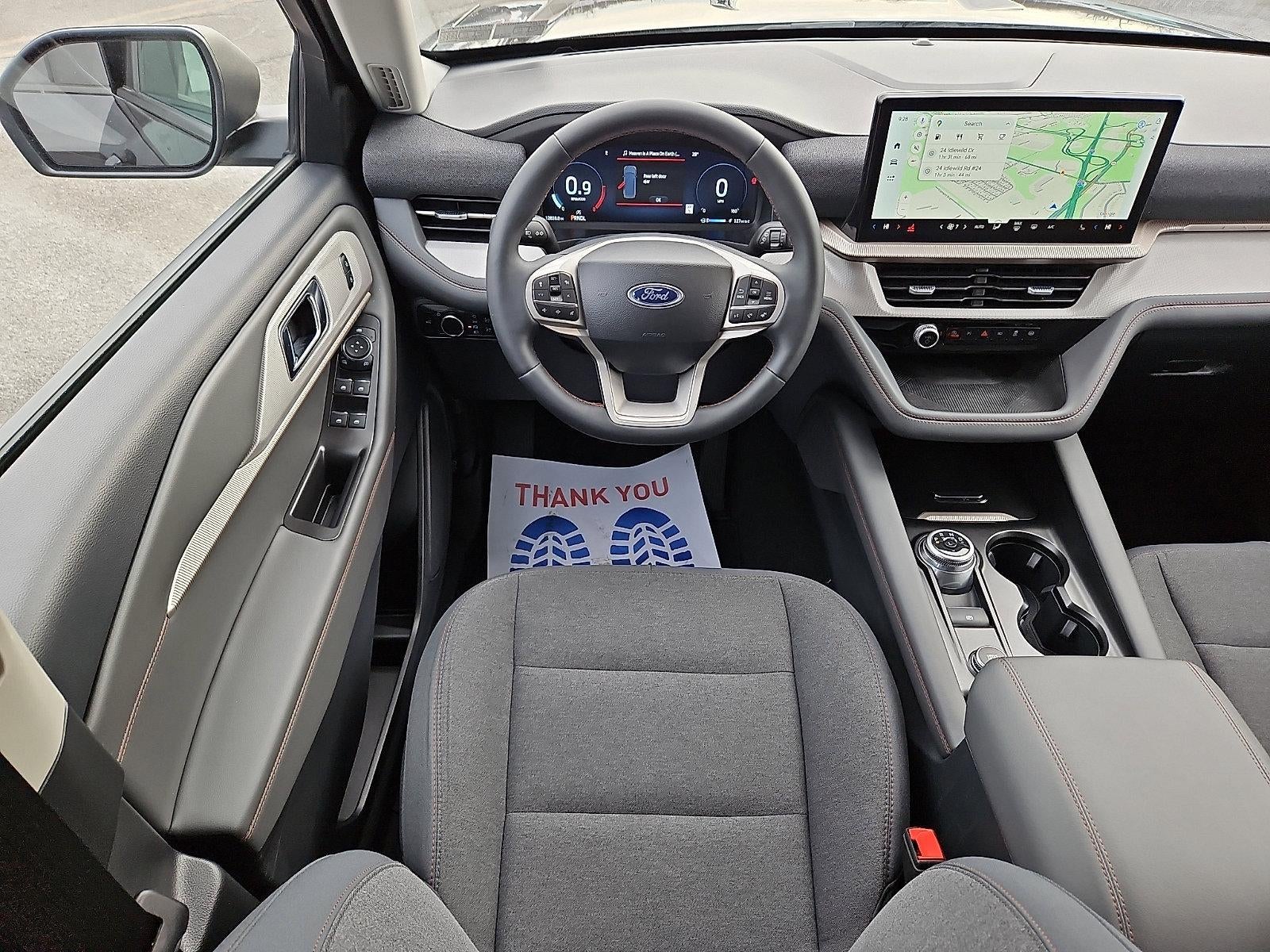 2025 Ford Explorer Active 4WD