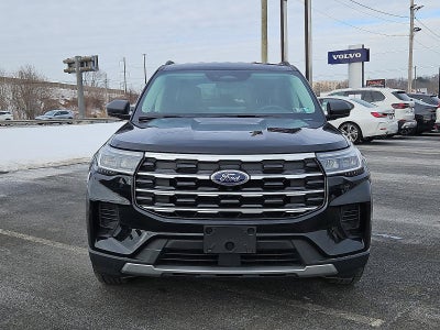 2025 Ford Explorer Active 4WD