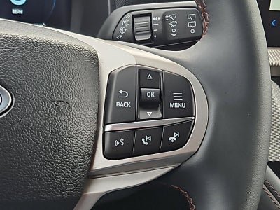 2025 Ford Explorer Active 4WD