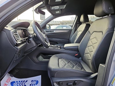 2025 Volkswagen Atlas Cross Sport 2.0T SE w/Technology 4MOTION