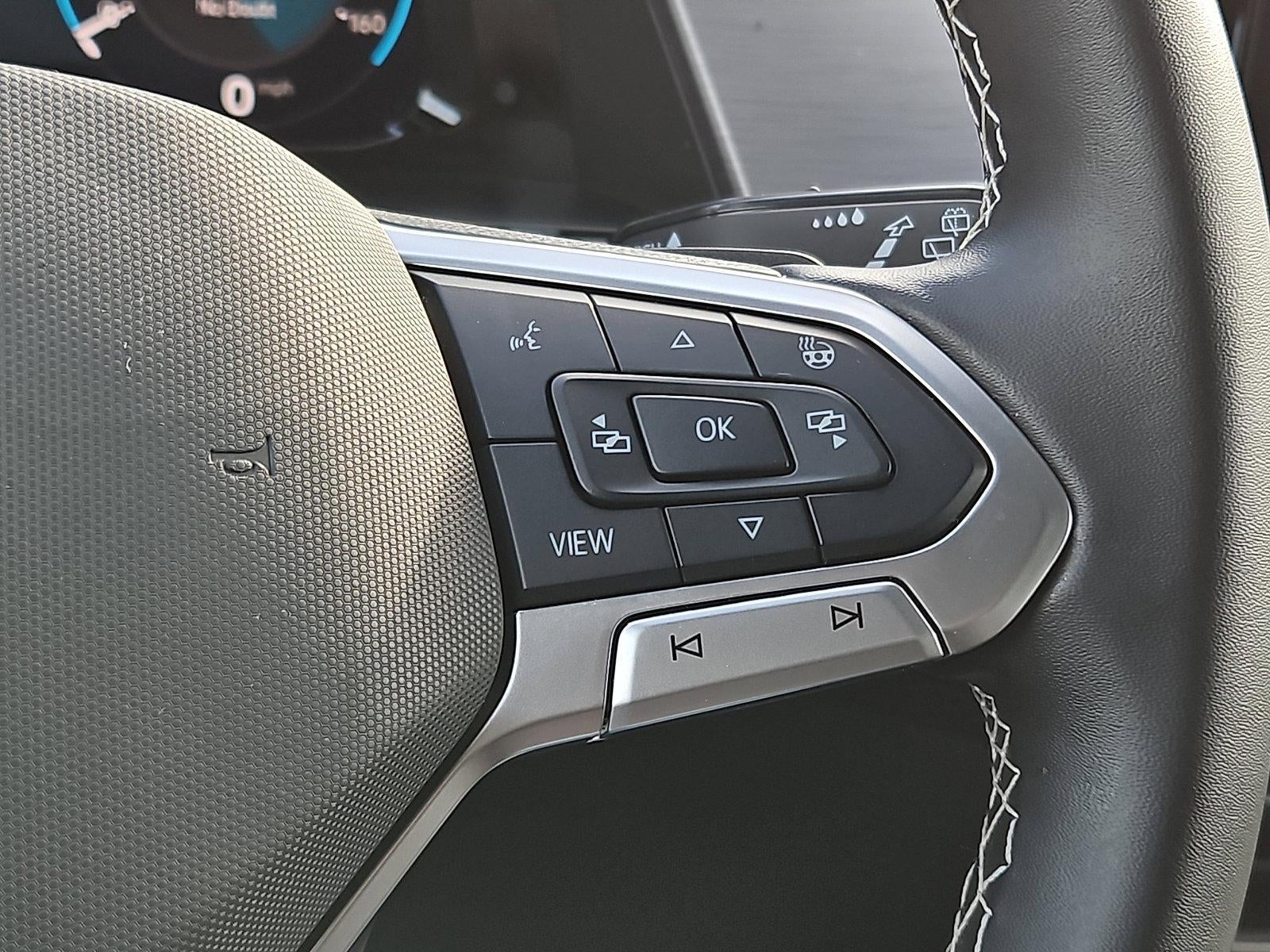 2025 Volkswagen Atlas Cross Sport 2.0T SE w/Technology 4MOTION