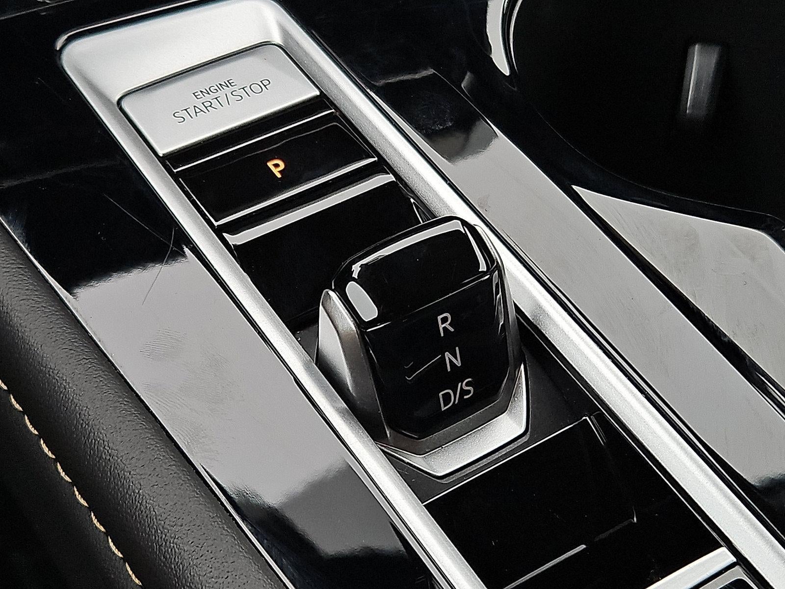 2025 Volkswagen Atlas 2.0T SE w/Technology 4MOTION