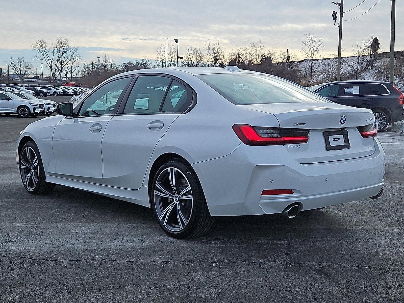 2023 BMW 330i xDrive Sedan