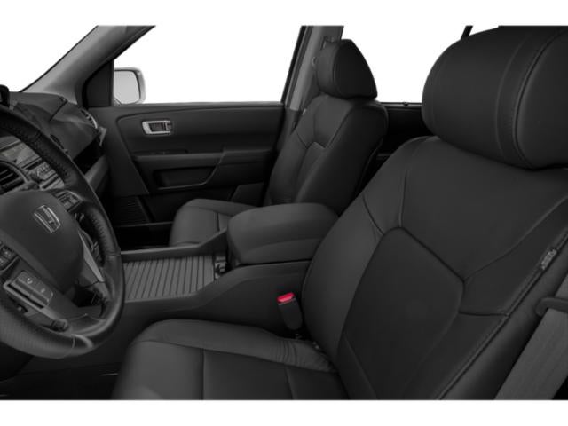 2013 Honda Pilot 4WD Touring with DVD Rear Entertainment System and Navigation