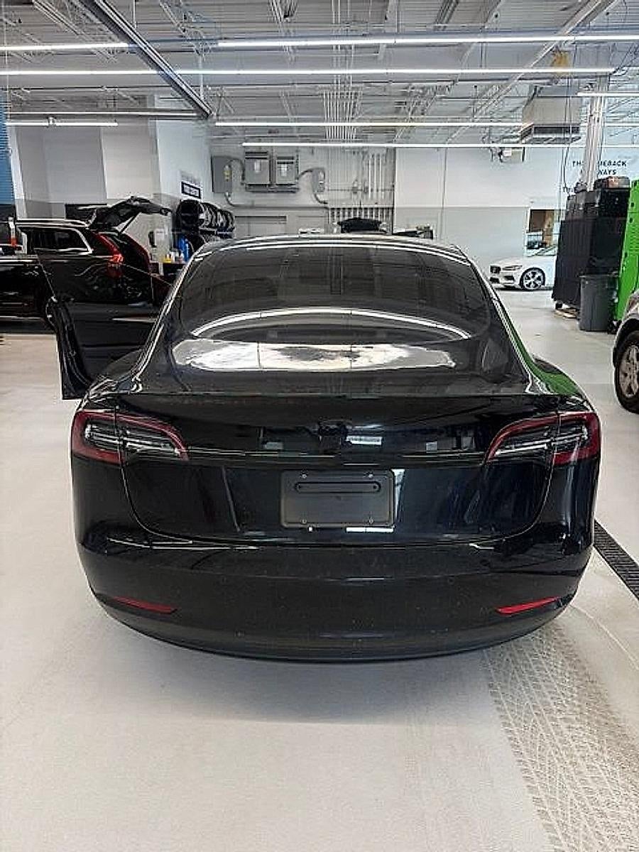 2021 Tesla Model 3 Standard Range Plus RWD