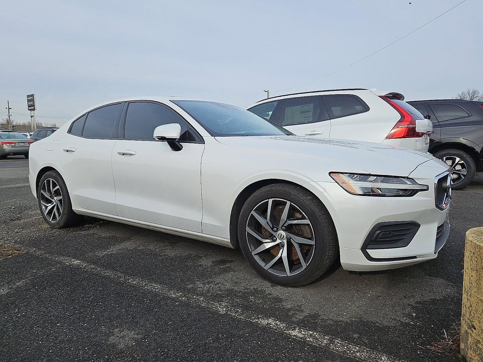 2019 Volvo S60 T6 AWD Momentum