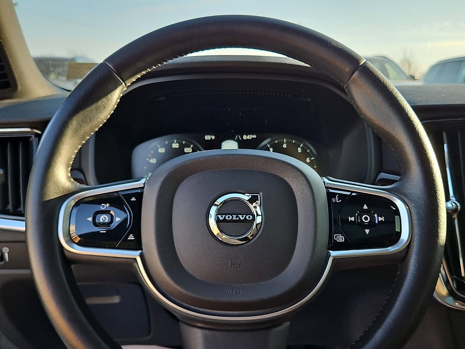 2018 Volvo S90 T5 FWD Momentum