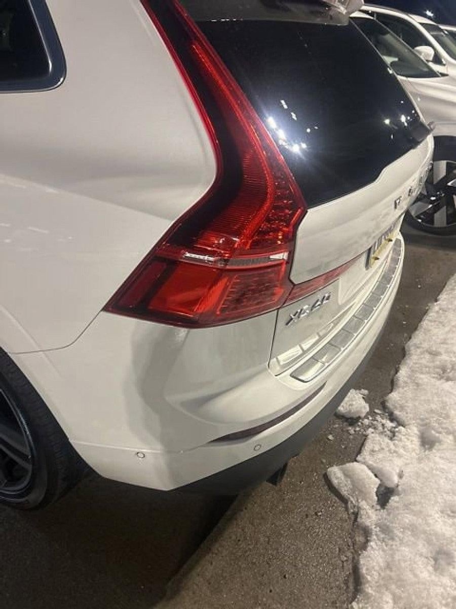 2018 Volvo XC60 T5 AWD Momentum