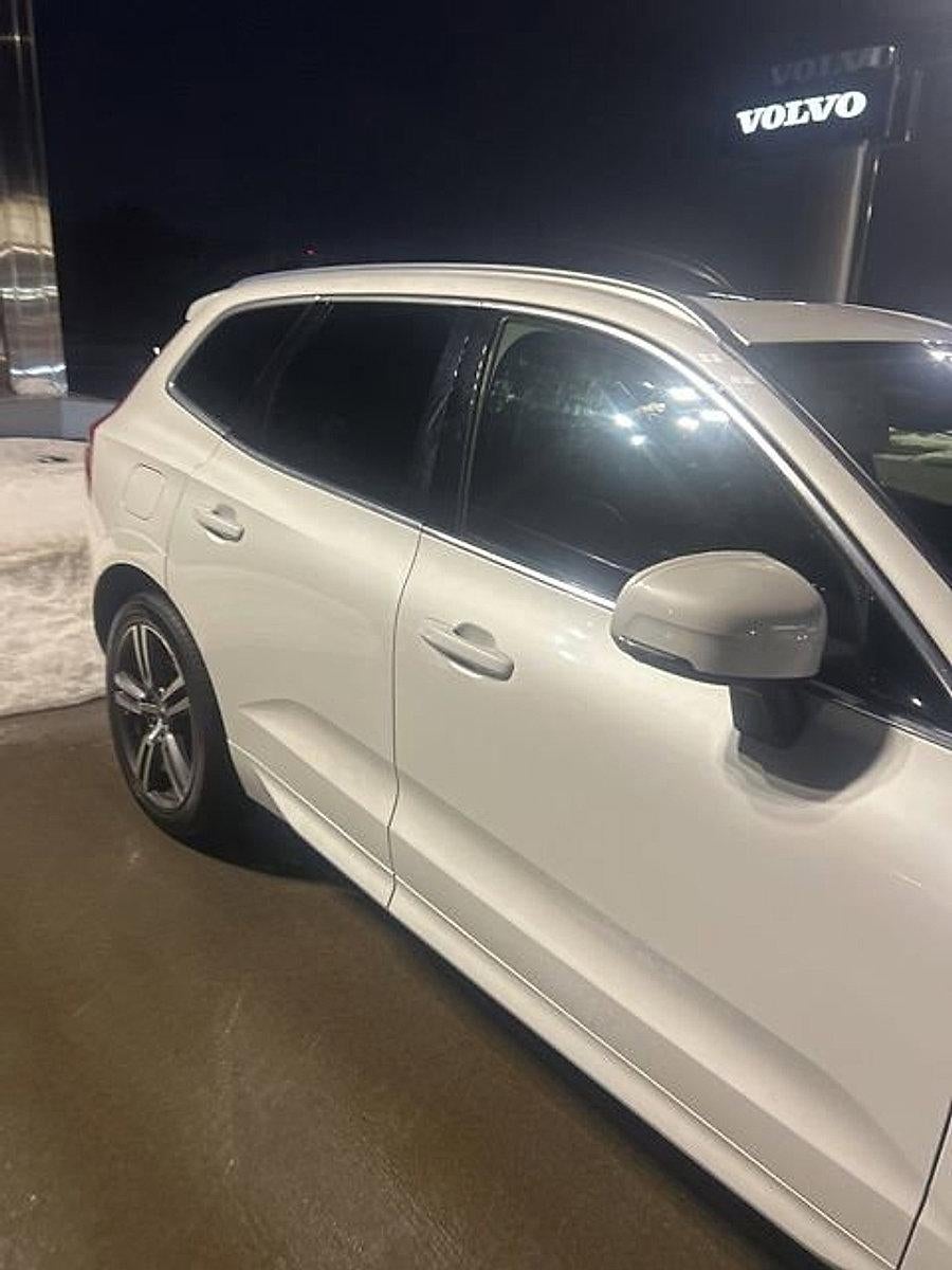 2018 Volvo XC60 T5 AWD Momentum