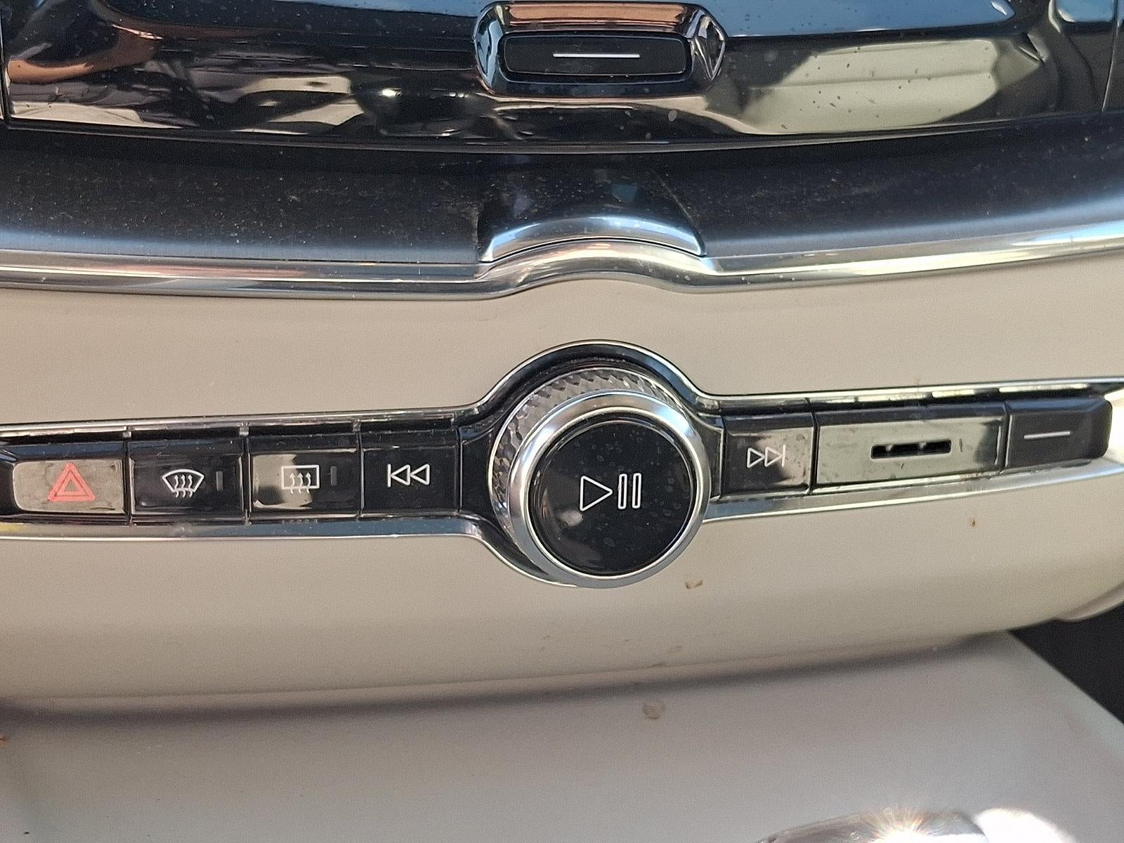 2019 Volvo XC60 T5 AWD Momentum