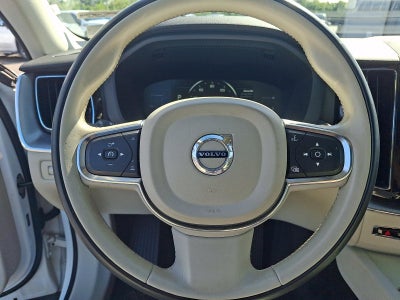 2019 Volvo XC60 T5 AWD Momentum