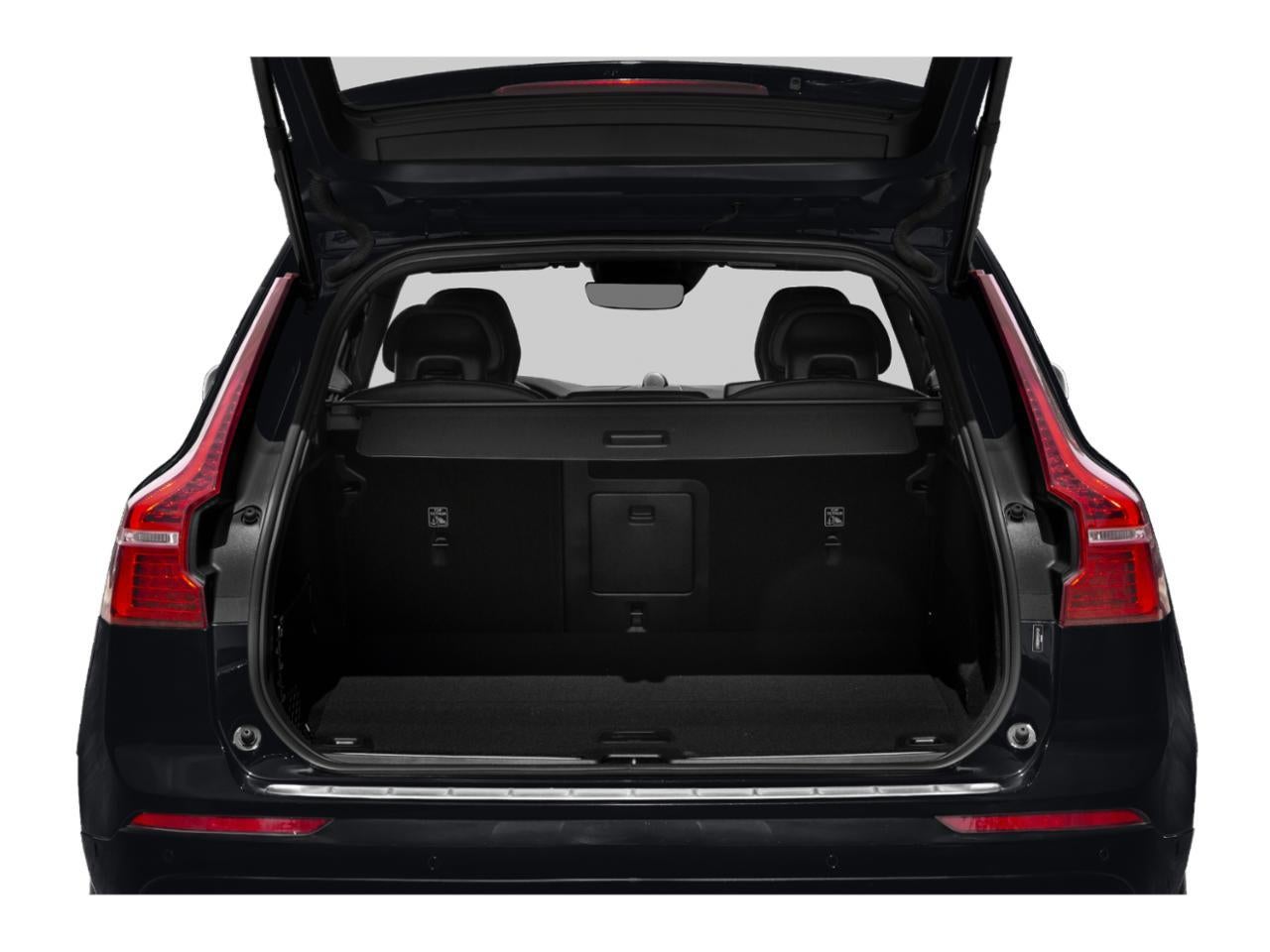 2019 Volvo XC60 T8 eAWD Plug-In Hybrid R-Design