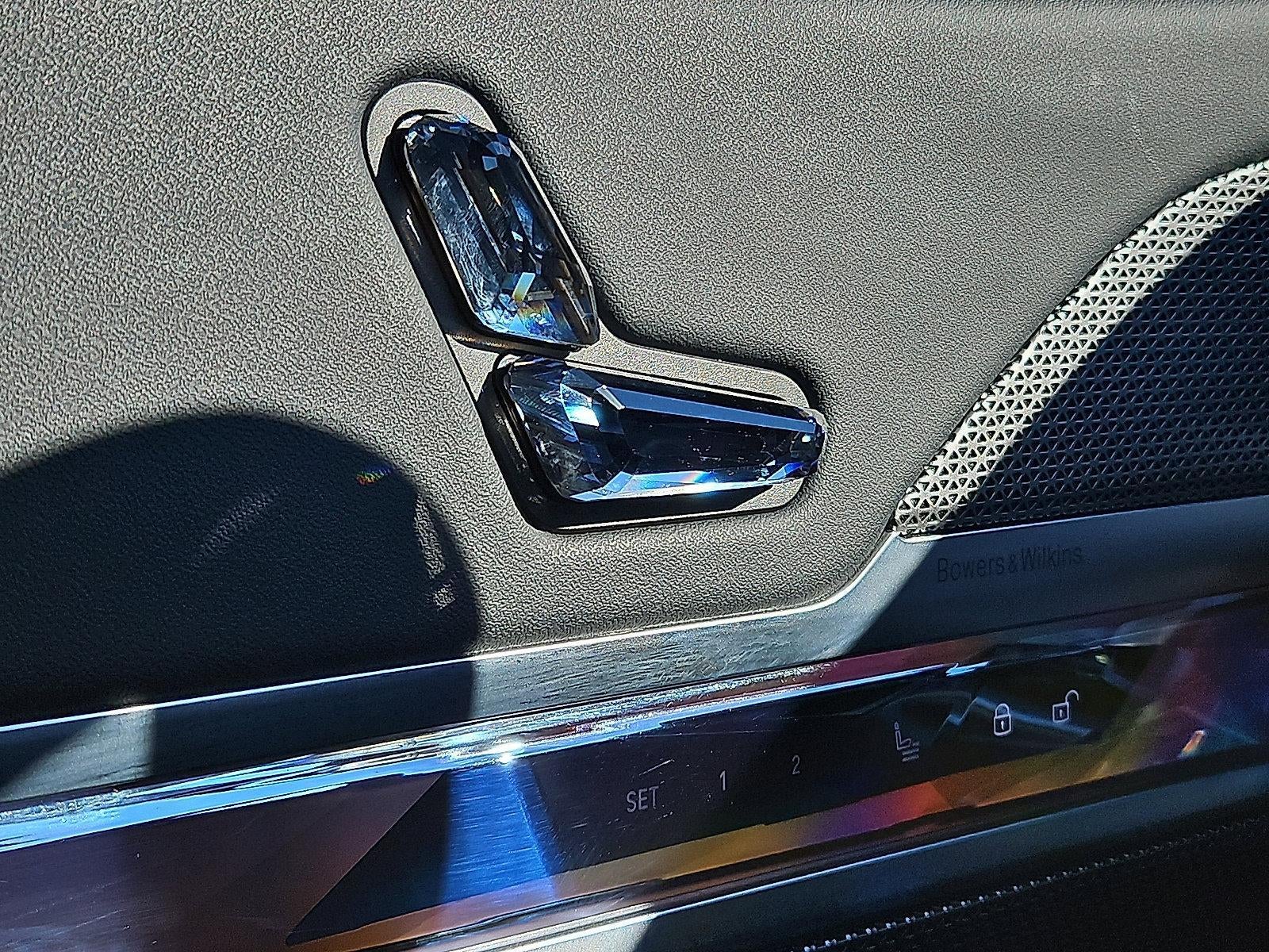 2024 BMW 740i xDrive Sedan