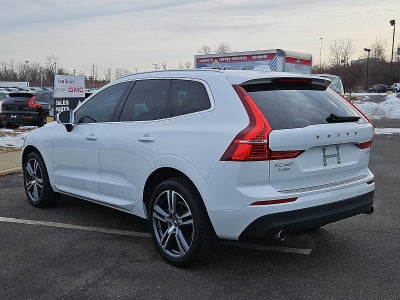 2021 Volvo XC60 T5 AWD Momentum