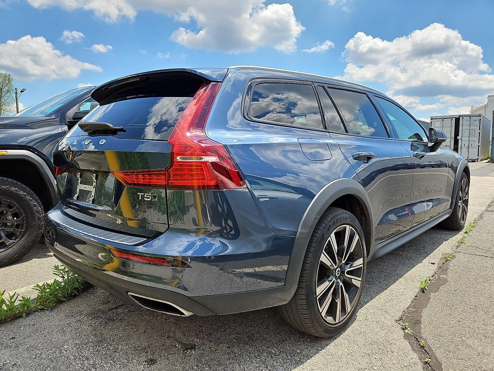 2021 Volvo V60 Cross Country T5 AWD