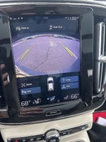 2019 Volvo XC40 T5 AWD Momentum